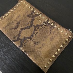 Michael Kors Selma Clutch - Snakeskin